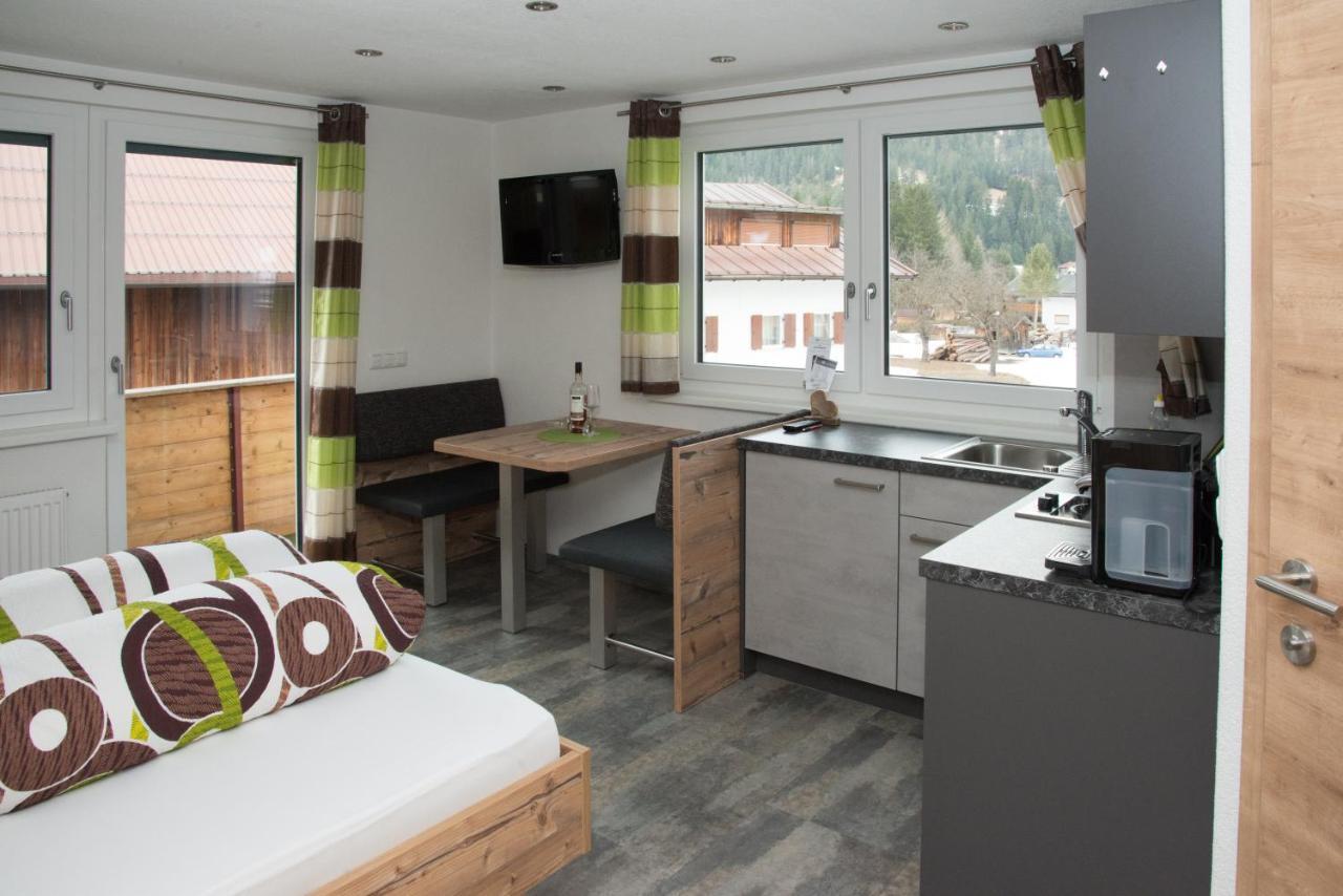 Haus Moosbrugger Hotel Bach  Exterior photo